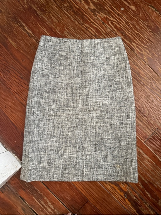 J. Crew Dresses & Skirts - J.Crew Gray Tweed Wool Pencil Skirt Petite 2 Career